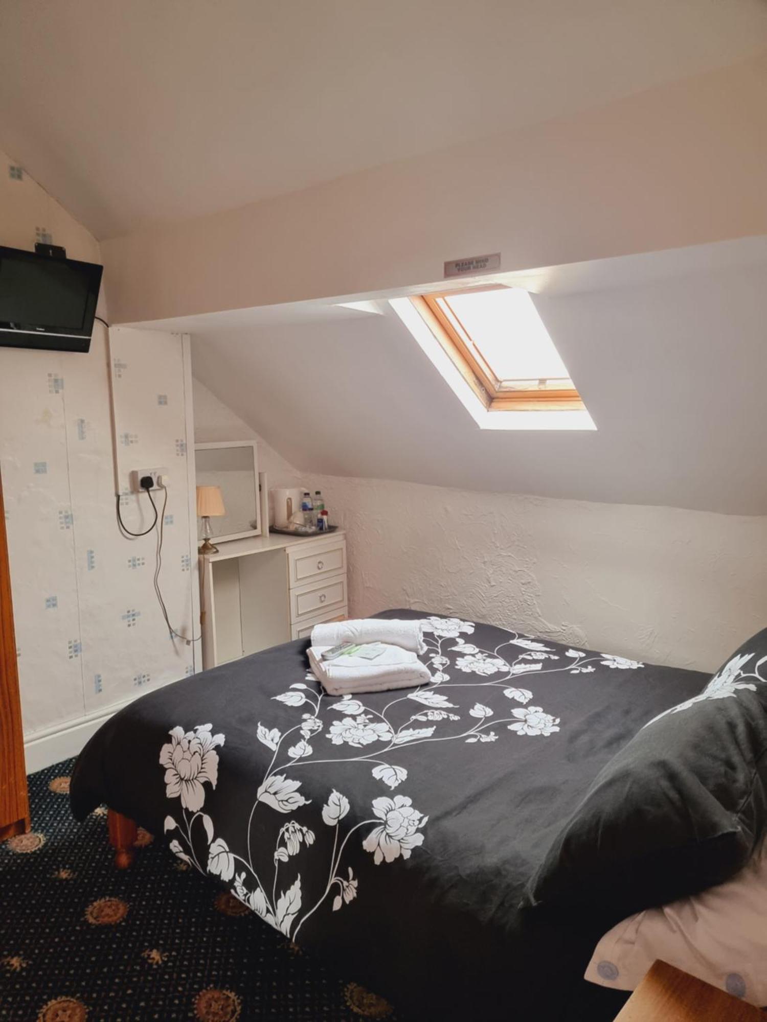 The Glen Stuart Hotel Blackpool Pokoj fotografie